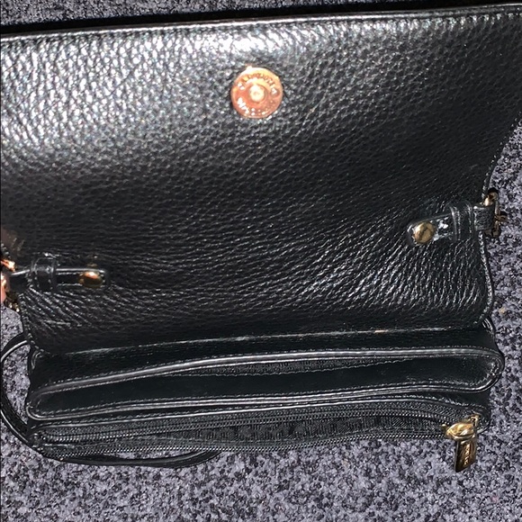 Michael Kors Cross Body - Picture 2 of 4